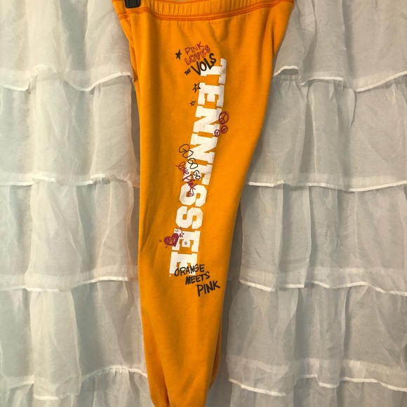 Victoria’s Secret pink joggers Tennessee size s - Picture 4 of 6